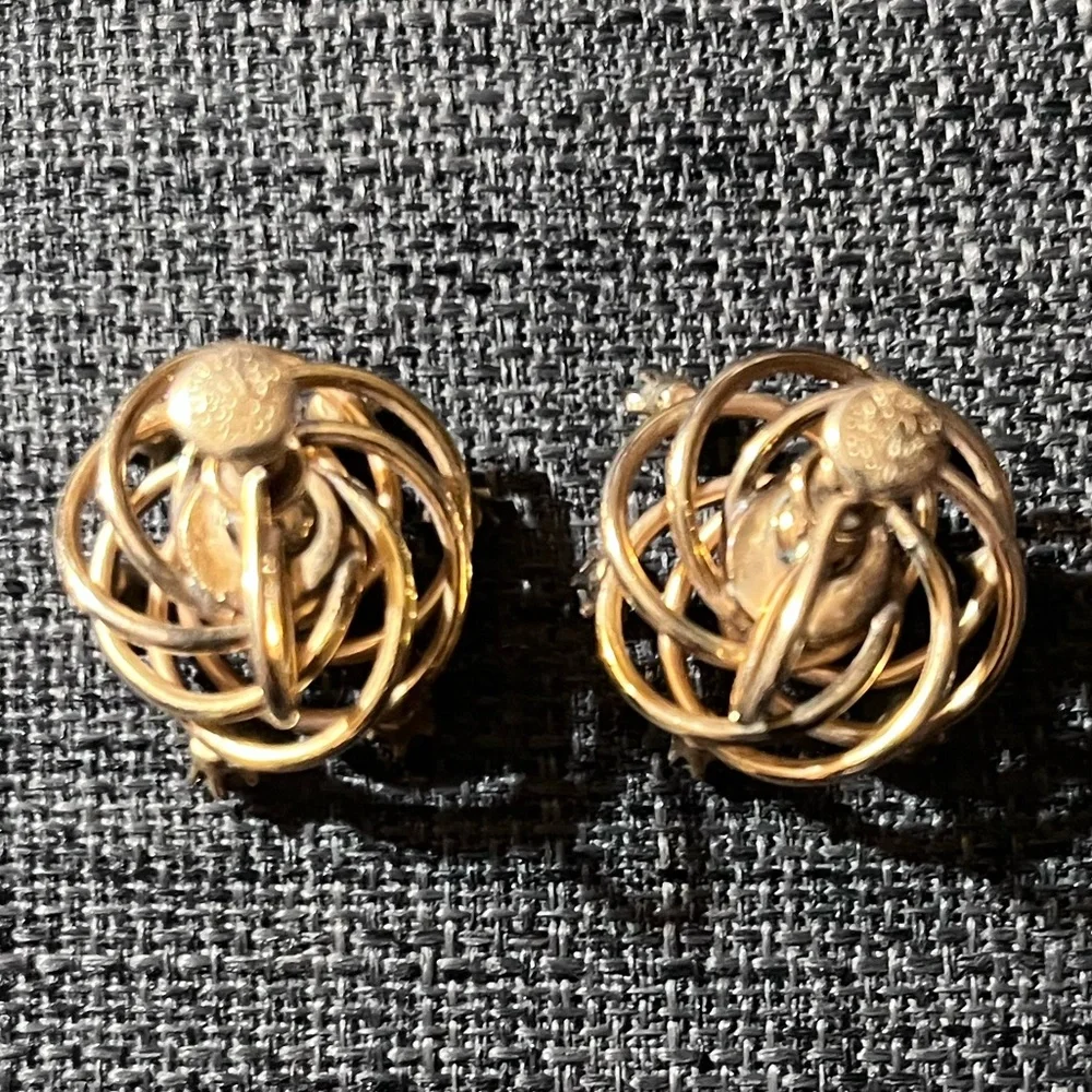Vintage Charles Reis Gold & Green Brooch and Earring Set - Picture 7 of 17